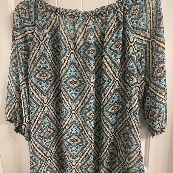 Lilly Lou Large Multicolor Boho Print Tie Top - Picture 6 of 6